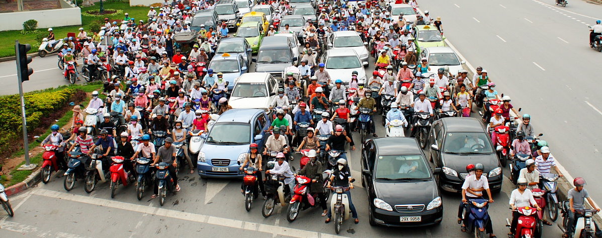 How to survive to Vietnamese traffic - Gadt Travel