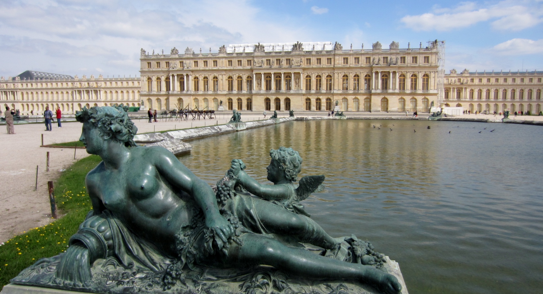 Amazing-Chateau-de-Versailles-Palace-Paris