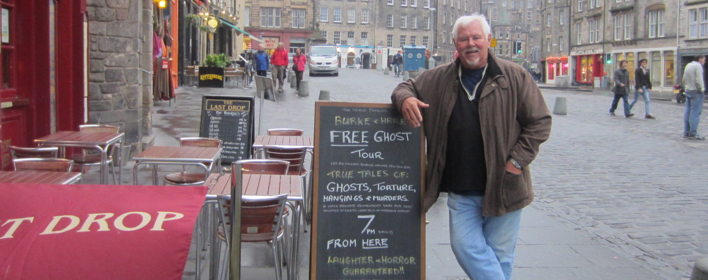 Edinburgh-Scotland-Castle-ghost-