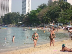 Babushkas-Bikini-Pattaya-beach-Thailand