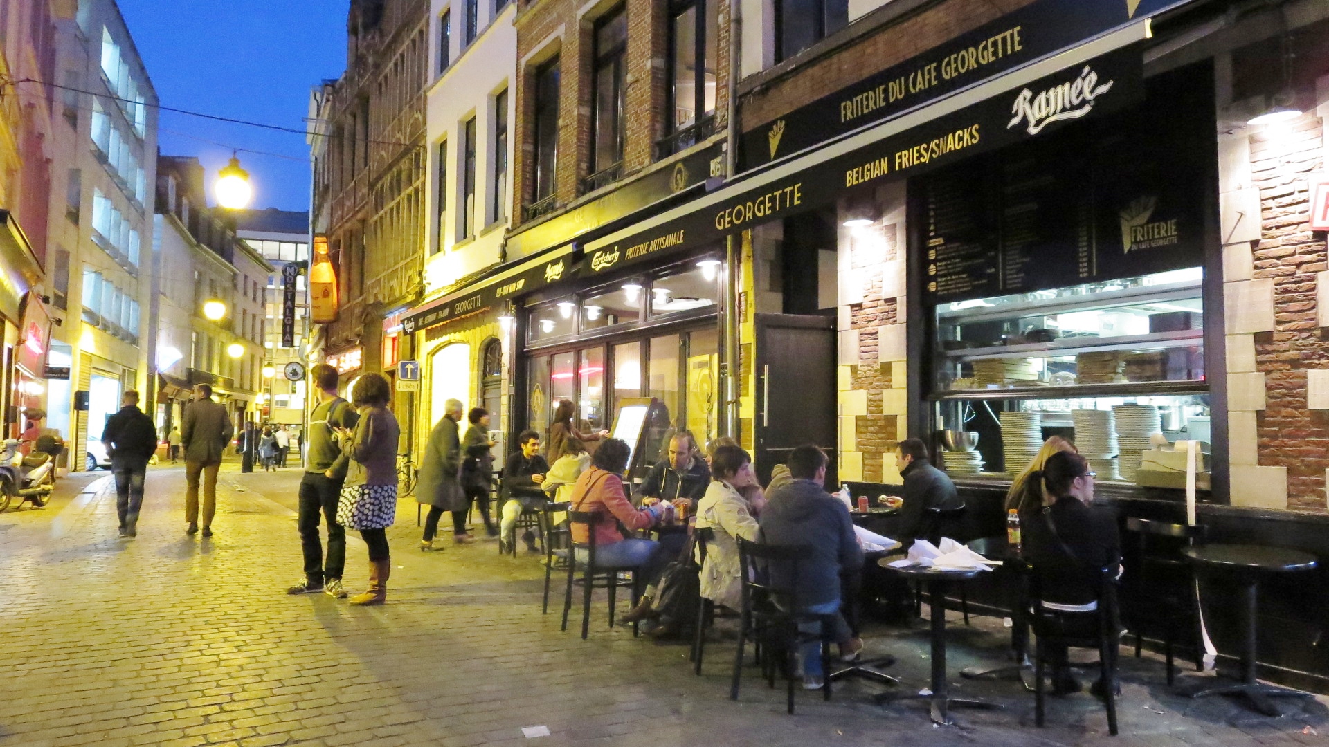 Brussels-beer-fries-mussels-chocolate