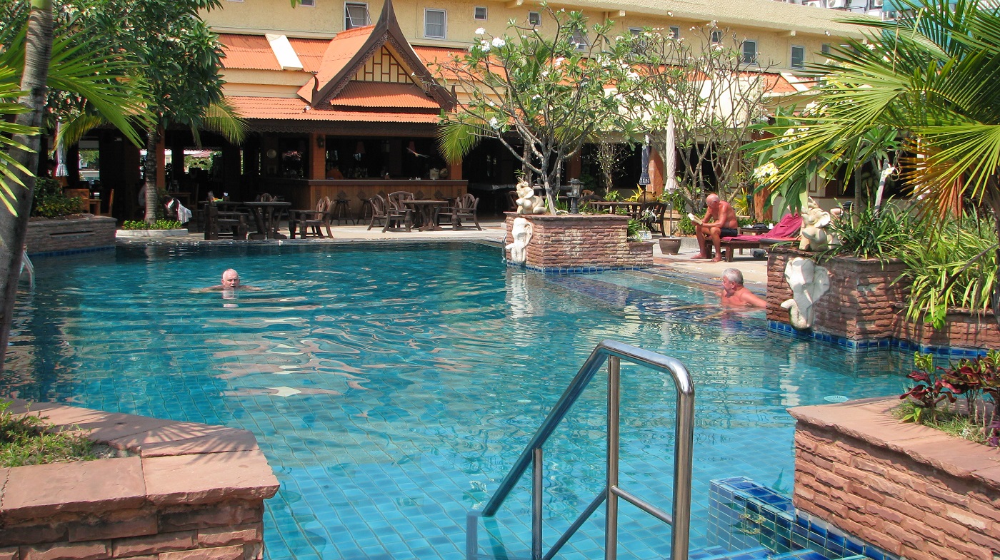 Sabai-Resort-Pattaya-budget-hotel