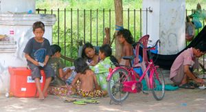 Extreme-poverty-Phnom-Penh