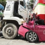 Lucky-escape-Thailand-road-carnage