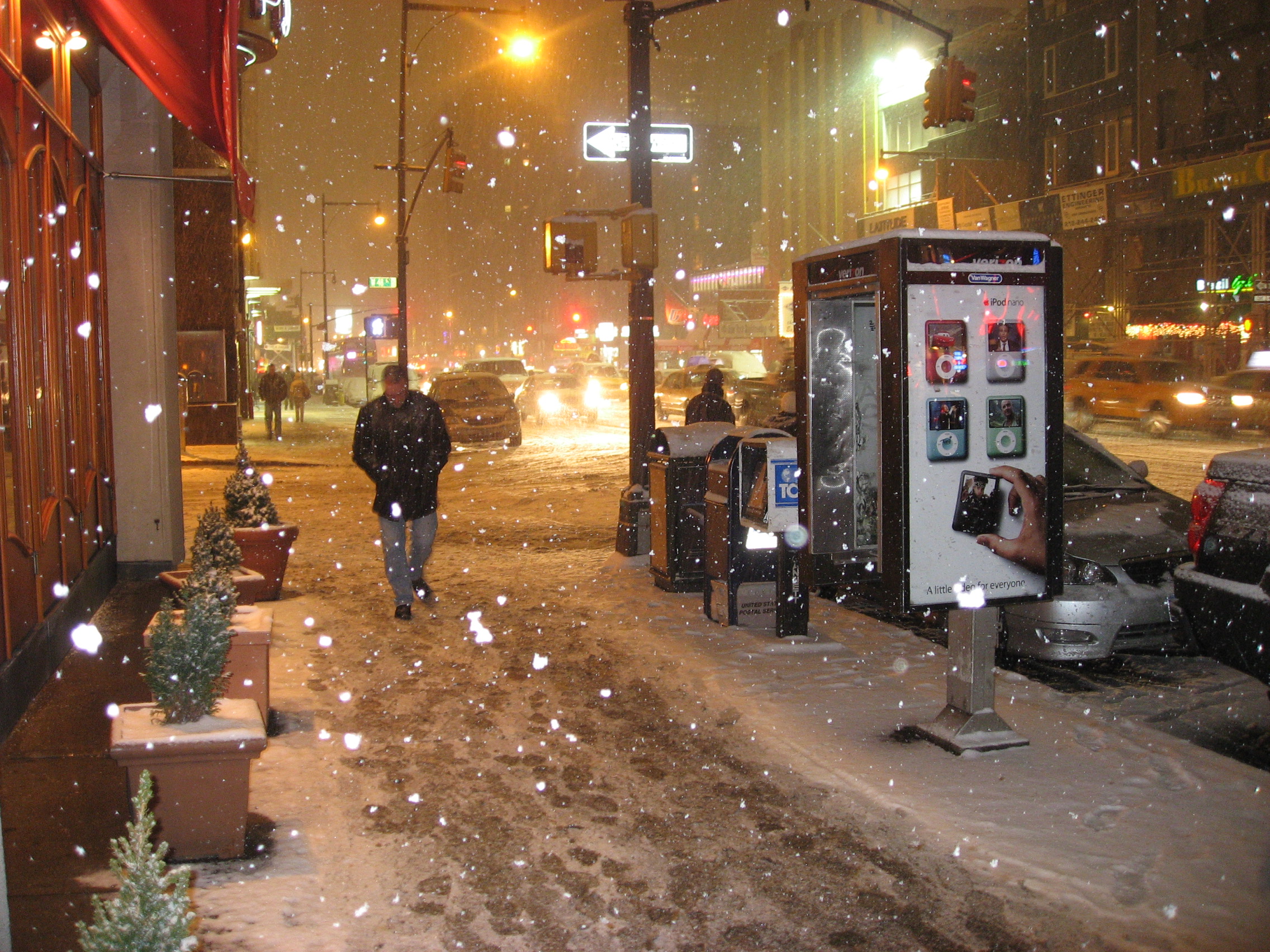 New York-snow-Manhattan-city-