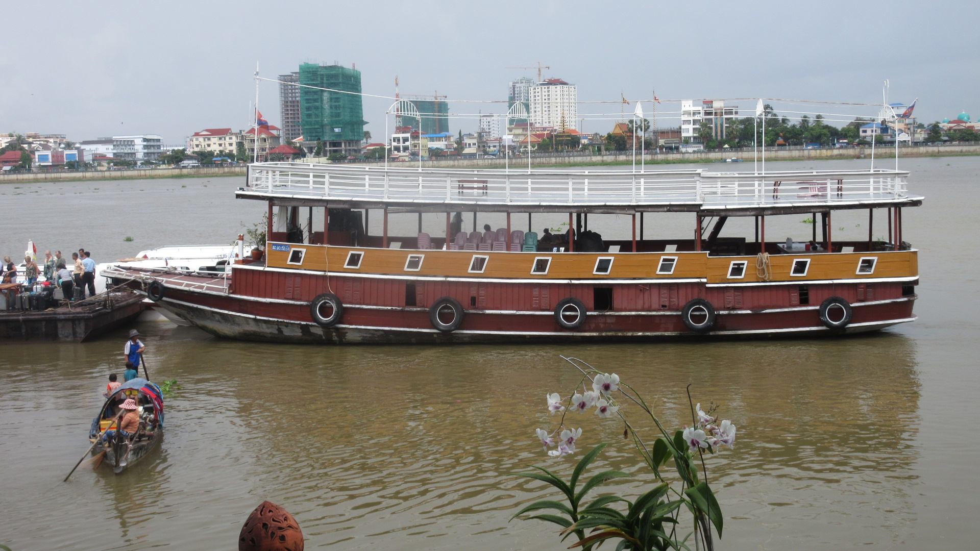 Mekong-River-Phnom-Penh-Cambodia