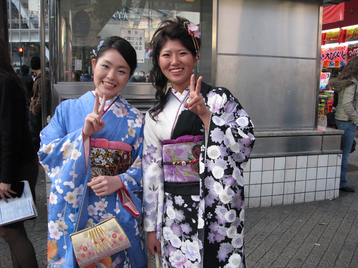 Geishas-Japan-popular-sights-Mt-Fuji-Kyoto