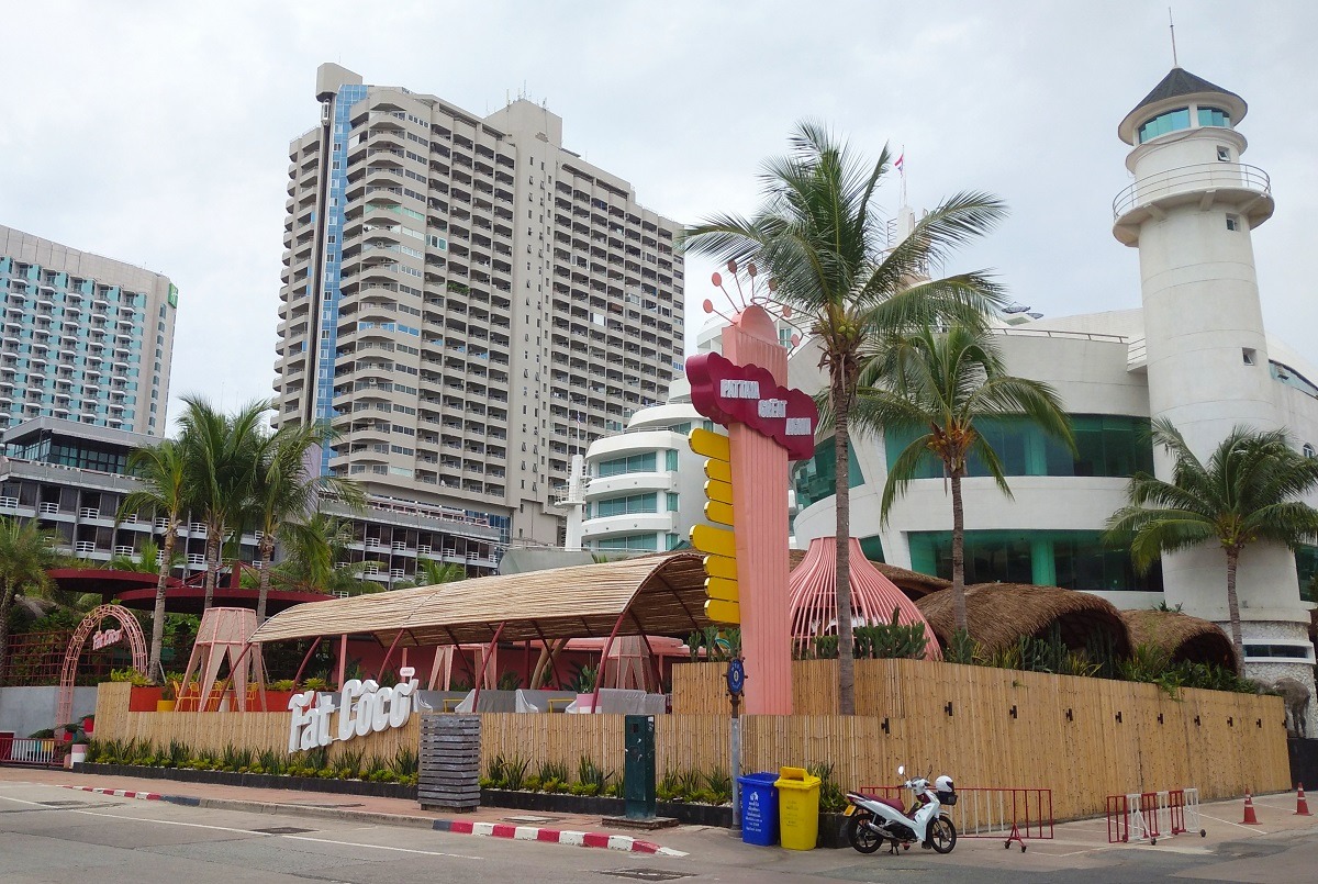 Fat-Coco-A-One-Hotel-Pattaya